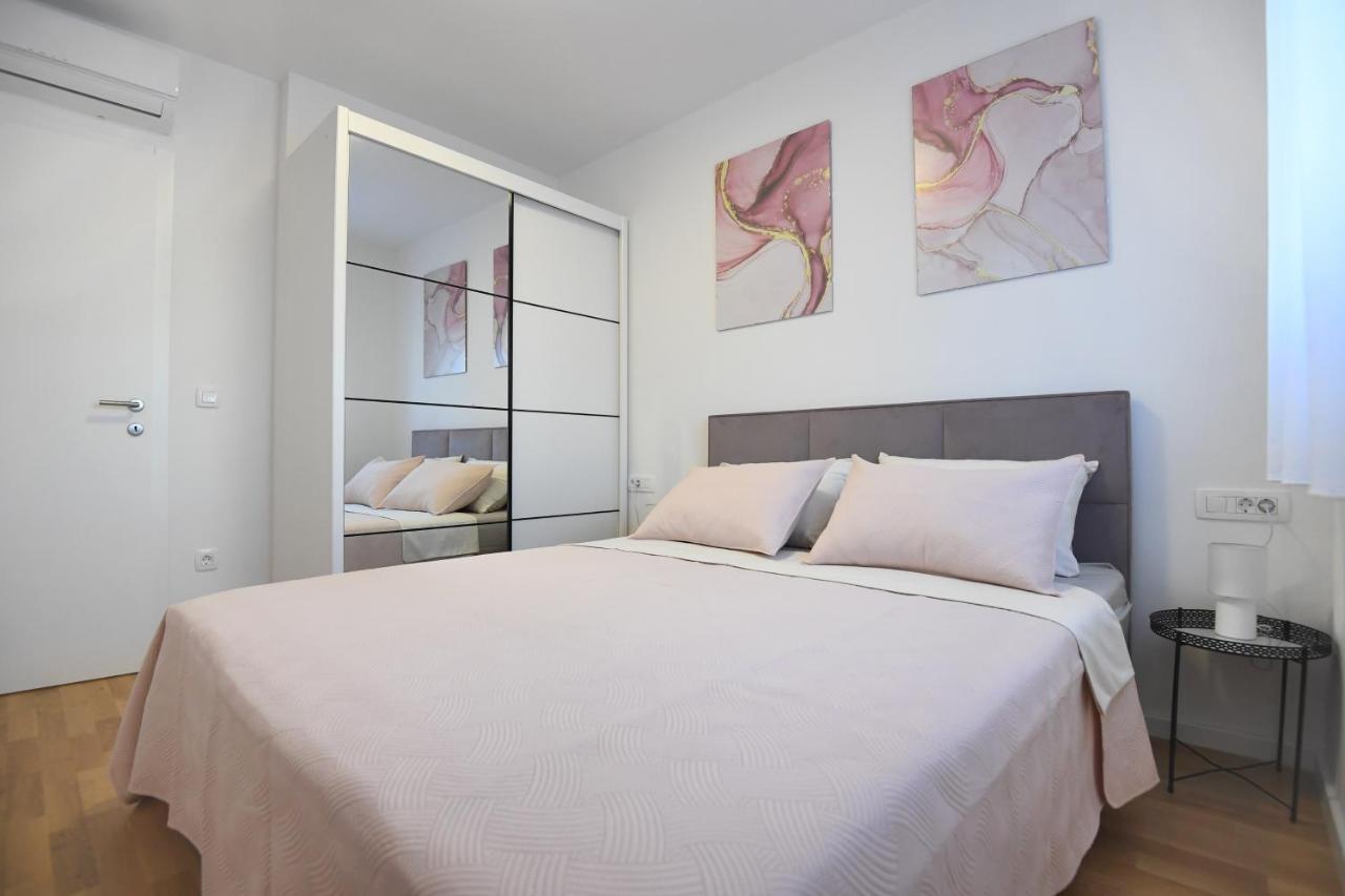 זאדאר Garden Apartment Leoma With Free Parking! מראה חיצוני תמונה