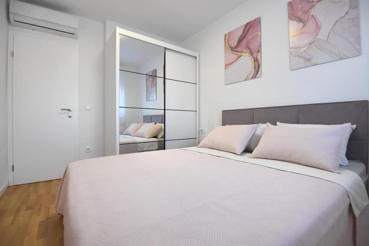 זאדאר Garden Apartment Leoma With Free Parking! מראה חיצוני תמונה